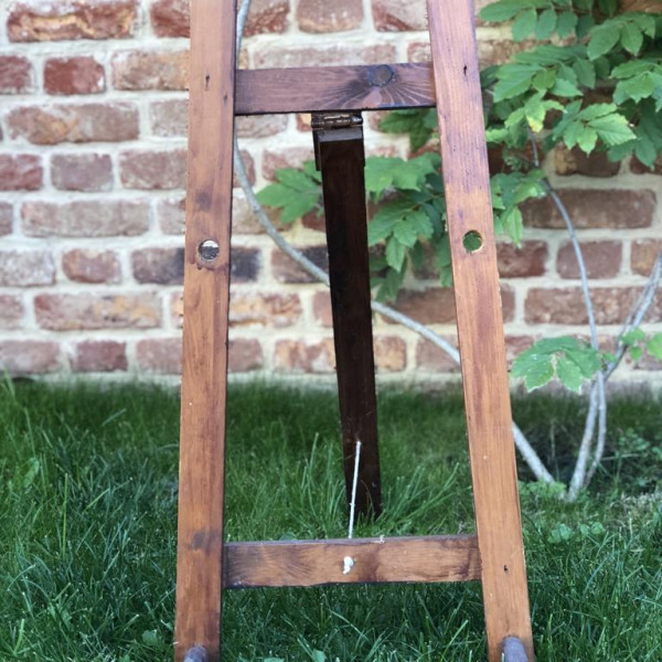Table Top Easel2